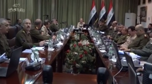 وزارة الدفاع تبحث موازنتها لـ 2017 وترقية القادة
