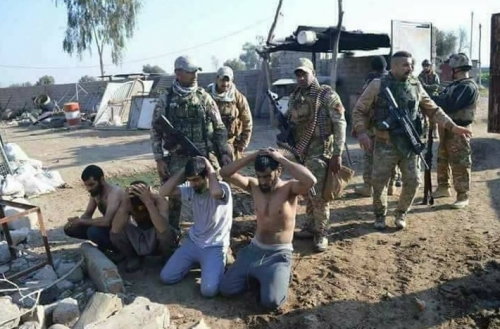 بالصورة.. مقتل قيادي بارز في داعش واستسلام ارهابيين بأيمن الموصل
