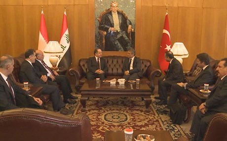 بارزاني في تركيا لبحث استقلال كردستان 
