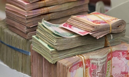 المالية النيابية تحدد موعد حسم قانون الاقتراض وتؤكد إمكانية دفع رواتب الموظفين لشهرين

